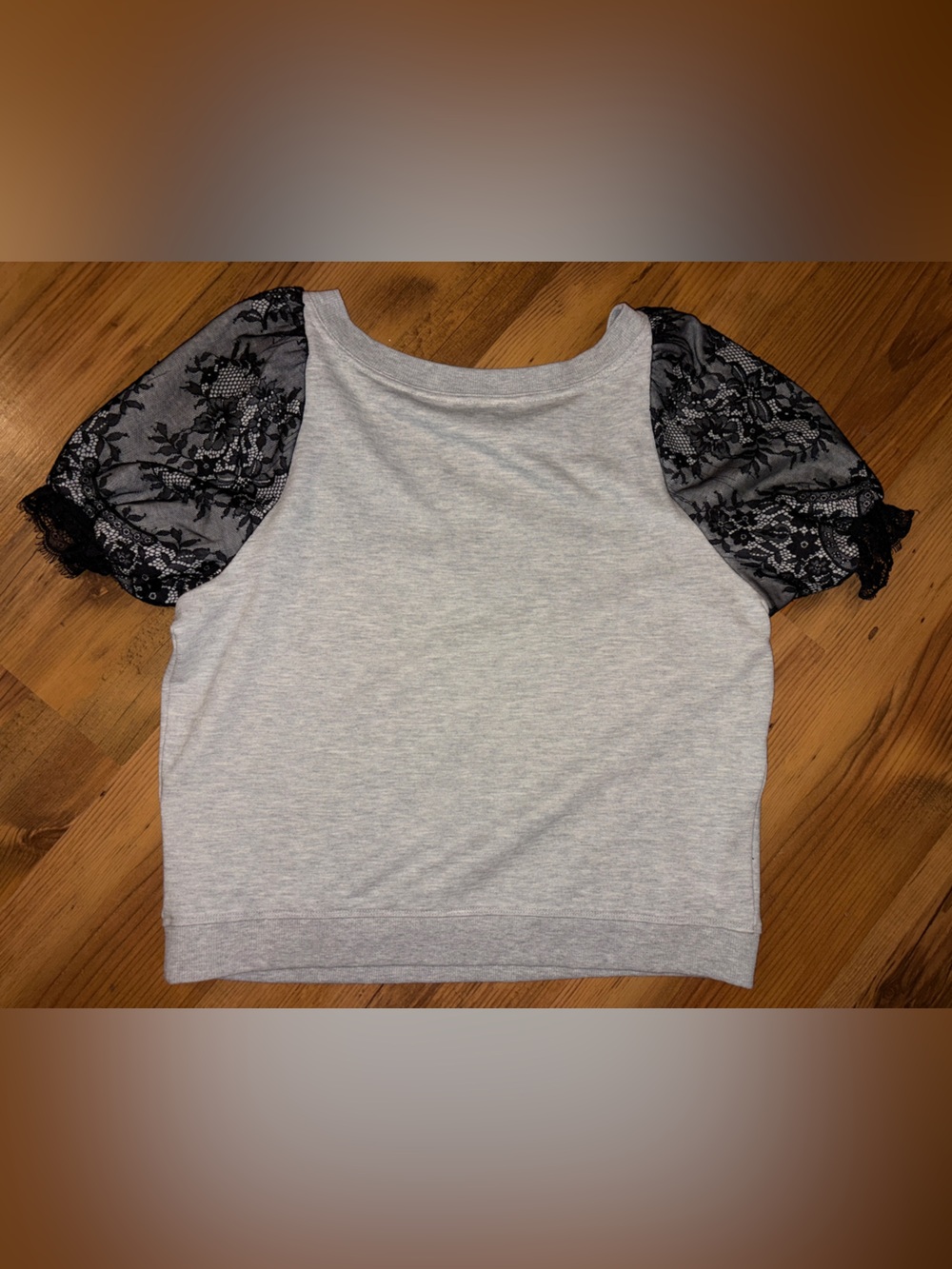 Anthropologie Maeve Puff Sleeve Lace Trim Sweatshirt Top M - Picture 4 of 8